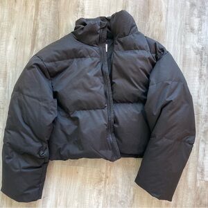 Oak + Fort cropped black puffer